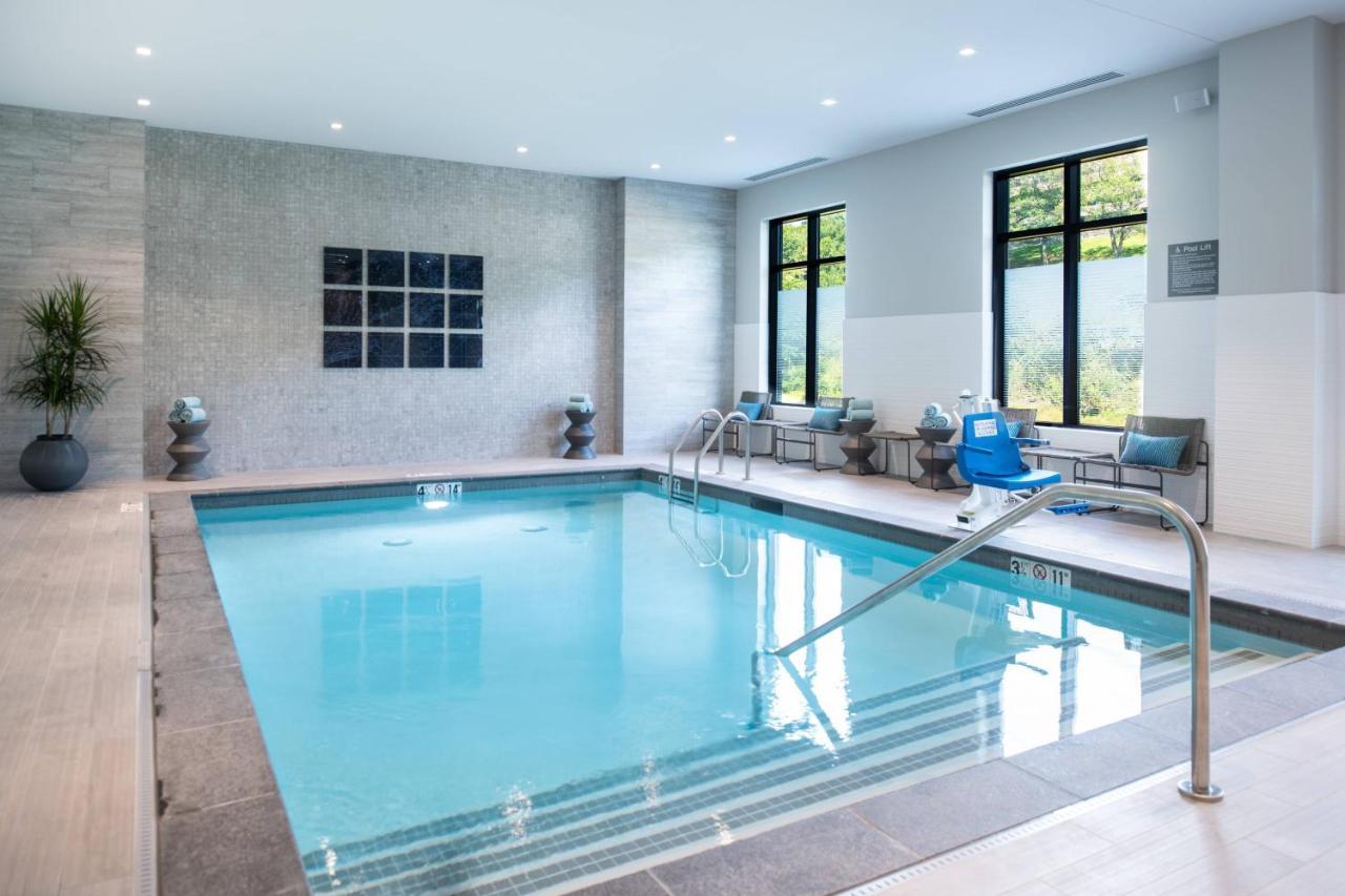 Fairfield Inn & Suites By Marriott Boston Waltham Eksteriør bilde