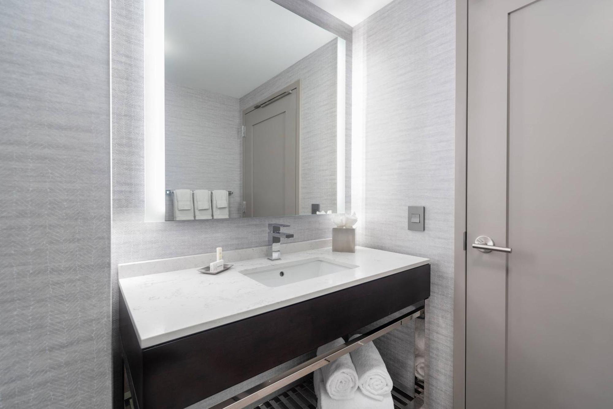 Fairfield Inn & Suites By Marriott Boston Waltham Eksteriør bilde